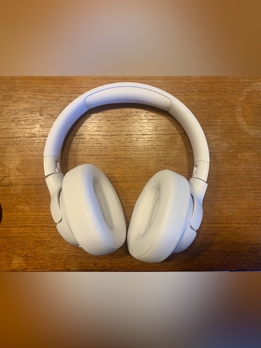 JBL White Over-Ear Wireless Headphones